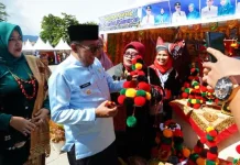 180 Baju Milik Padang Magek Sita Perhatian Pengunjung Festival Minangkabau