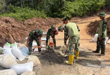 Satgas TMMD Kebut Pondasi Jembatan Aramco Demi Akses Warga
