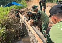Satgas TMMD 129 Kodim 0304/Agam Mulai Pengerjaan Pondasi Jembatan Aramco Palupuh