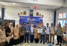 Irman Gusman Salurkan PIP kepada 1.035 Siswa Padang