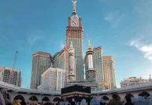 Self Healing Paling Hakiki, Umrah di Usia Muda Itu Vibe-nya Beda!