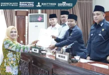 Pemko dan DPRD Bukittinggi Sepakati Perubahan Perda Pajak dan Retribusi Daerah