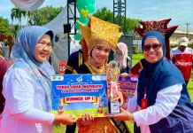 Siswi MTsN 1 Bukittinggi Runner Up Tokoh Anak Inspiratif