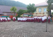 Kepsek SDN 10 Padang Panjang Barat Tekankan Pentingnya Disiplin