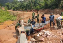 Kodim 0306 Bersama Warga Rampungkan Gorong Gorong 85