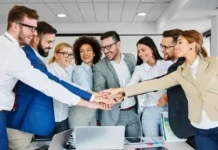 Bisnis Bertahan karena Adaptasi, Bukan Keberuntungan