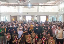 Dandim 0307 Hadiri Penyerahan Seragam Sekolah Gratis Dari Baznas