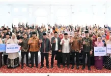 735 Guru dan 154 Garin Bukittinggi Terima Insentif