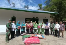 Bakti Sosial di Lokasi TMMD, Persit KCK Salurkan Bantuan kepada Penghuni RTLH