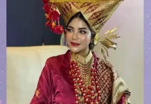 Tikuluak Balapak Sungayang, Mahkota Adat Perempuan Minang