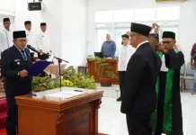 Lantik Direktur PDAM, Bupati Tekankan Peningkatan Pelayanan Air Bersih