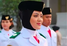 Siswi SMAN 2 Padang Panjang Tunaikan Tugas Paskibraka di Istana