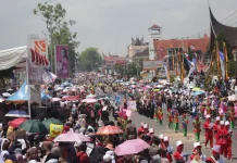 Pawai Alegoris Bukittinggi Meriahkan HUT Kemerdekaan RI Ke 81