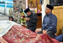 Bupati Melayat ke Rumah Duka Almarhum Handa Yanda