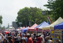 Panen Rezeki di Balik Riuh Pawai Kemerdekaan