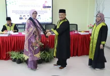 Mailiza Fitria Toreh Sejarah, Doktor Pertama Ilmu Syariah UIN Bukittinggi