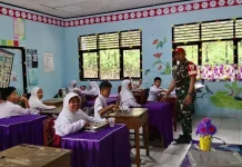 Babinsa Koramil Harau Dampingi Program Makan Bergizi Gratis