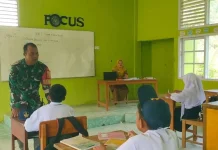 Satgas TMMD Tanamkan Nilai Pancasila Kepada Pelajar