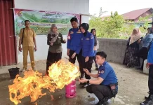 TMMD Ke-129 Beri Keterampilan Penanggulangan Kebakaran Warga