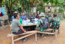 Satgas TMMD ke-129 Pererat Silaturahmi lewat Komsos