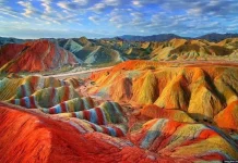 Wisata ke gunung pelangi