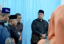 Wabup Ahmad Fadly Sampaikan Duka Cita atas Berpulangnya H. Afrizon