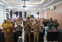 Perkuat Peran di Masyarakat, 40 Kader Tribina Padang Panjang Dilatih KIE