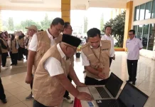 Pilwana Serentak Pasbar 2026, Bupati Yulianto Lepas Tim Teknis e-Voting