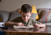 Serunya Membaca Buku Bersama Anak di Rumah