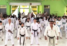 150-an Karateka Lemkari Tanah Datar Naik Sabuk, Diuji Sensei Yatimen