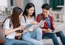Kehidupan Sehari-hari Gen Z di Era Digital: Adaptif, Kreatif, dan Produktif