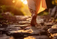Walking Meditation, ketika Setiap Langkah Mengajak Kita Tenang