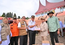 Pemko Payakumbuh Salurkan Bantuan dan Pasukan Pembersih Banjir Solok