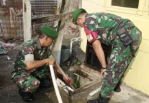 Kodim 0304/Agam Salurkan Air Bersih di Bukit Apik Bukittinggi