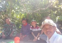 Babinsa Akabiluru Ajak Warga Jaga Kebersihan Kerukunan