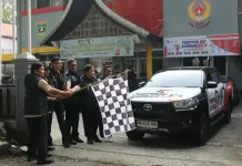 KONI Sumbar Lepas Tim Kirab Api PORPROV XVI Sumbar 2026 ke Nagari Pariangan