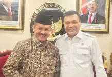 Hangat dan Penuh Canda, Silaturahmi Ketum LKAAM Sumbar dengan Menkopolkam RI