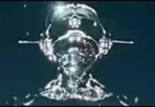 Patung "Sexy Robot" Setinggi 12 Meter Curi Perhatian di Konser The Weeknd Jakarta