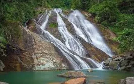 Air Terjun Bayang Sani, Wisata Alam Pesisir Selatan