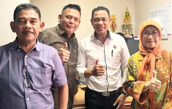 Sambangi Polres Bekasi, Bobby Chan Bahas Kasus Ermanto
