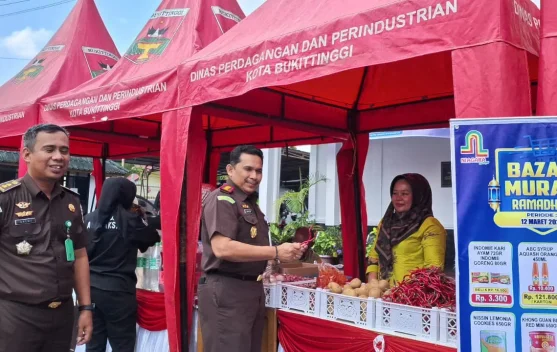 Pasar Murah Ramadhan 1447 Hijriah Kejari Bukittinggi Bantu Tekan Harga Sembako