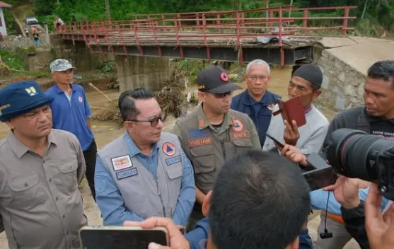 Bupati Tanah Datar Tinjau Lokasi Longsor Pascabanjir Bandang 2026