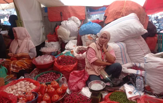 Harga cabe Keriting di Pasar Aur Kuning masih bertahan 45 Ribu per Kilogram