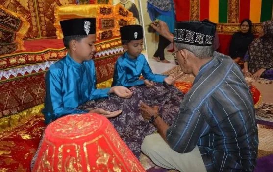 Pulau Weh, "Kekayaan Adat dan Tradisi Bernafaskan Islam"