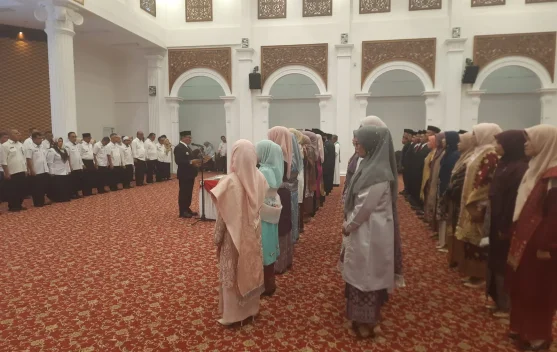 Wako Bukittinggi Lantik 30 Pejabat Administrator, Pengawas, dan 23 Kepala Sekolah