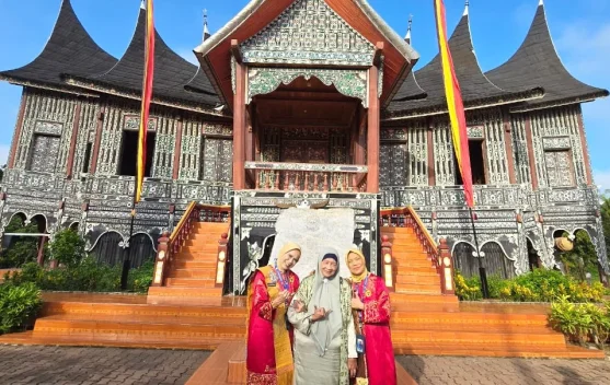 Kongres Bundo Kanduang Sedunia Teguhkan Perempuan Minangkabau Beradat