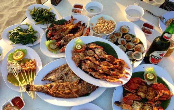 Kuliner Malam Favorit yang Selalu Diburu Wisatawan