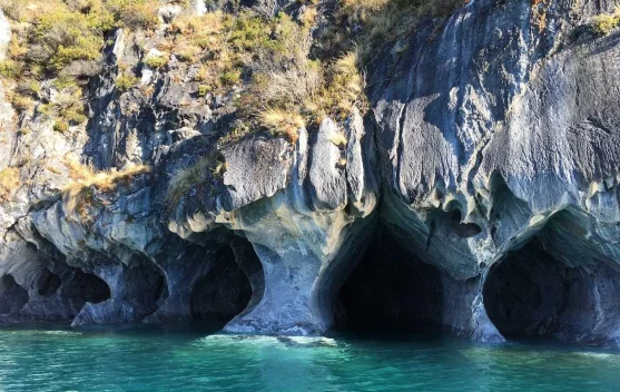 Destinasi Goa Wisata Terindah Favorit Petualang Dunia