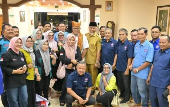 Dihadapan Menteri LH RI,Gubernur Sumbar Komit Perkuat Pengawasan Perhutanan