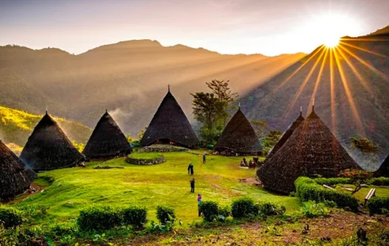 Destinasi Desa Wisata Indonesia yang Menyuguhkan Pesona Alam Luar Biasa